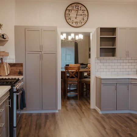 Central Tacoma Triplex Eksteriør billede